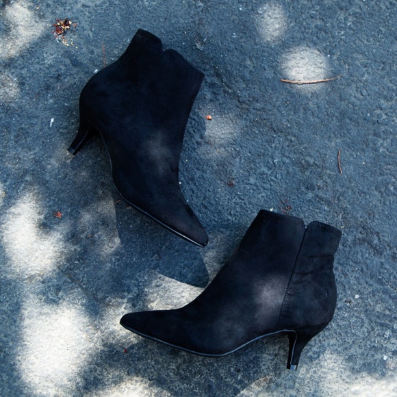 SZ 8 Pointed Toe Kitten Heel Ankle Booties Boots - Picture 6 of 6